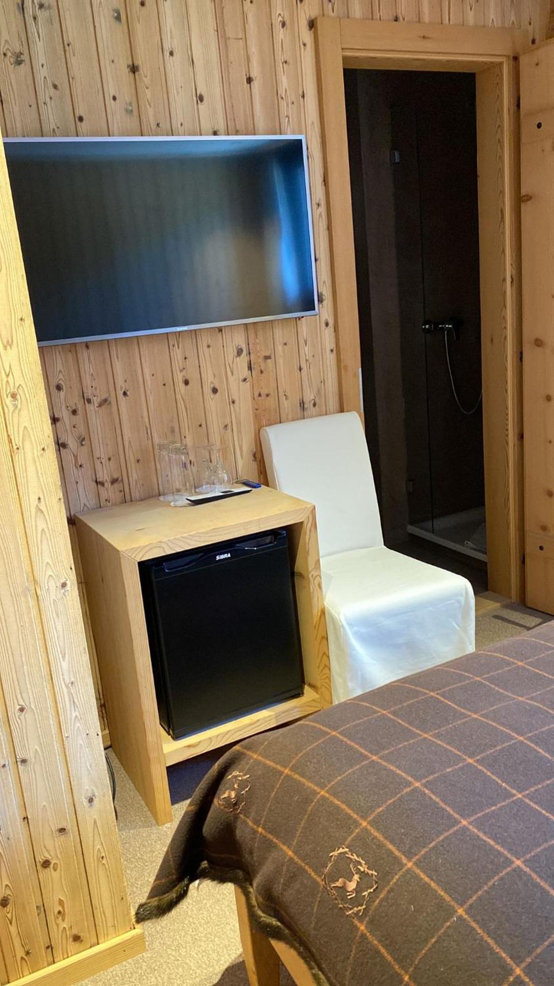 Hotel Sanetsch Gsteig Eksteriør bilde